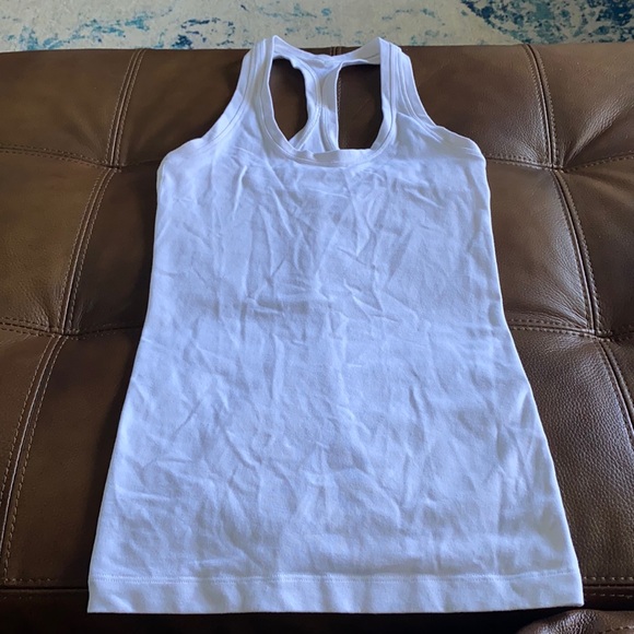 lululemon athletica Tops - Like new lululemon workout tank